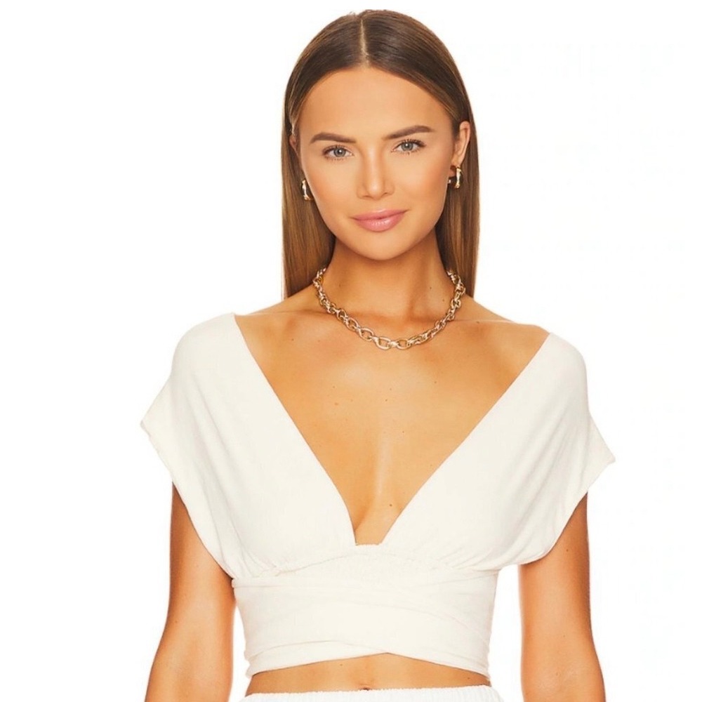 WEWOREWHAT Revolve Multi Way Tie Top in Whisper White Size XL / XXL